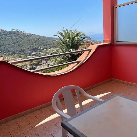 Grazia Capoliveri (Isola d'Elba)