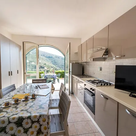 Grazia Capoliveri (Isola d'Elba)